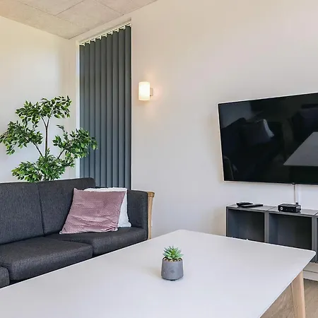 Nyaraló 14 Person In Vaeggerlose-by Traum *