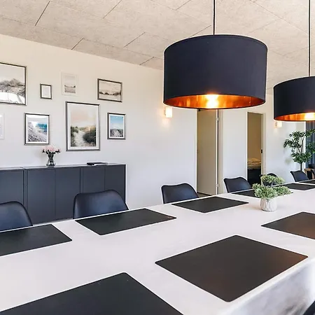 14 Person In Vaeggerlose-by Traum Feriehus *