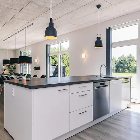 14 Person In Vaeggerlose-by Traum Bøtø By