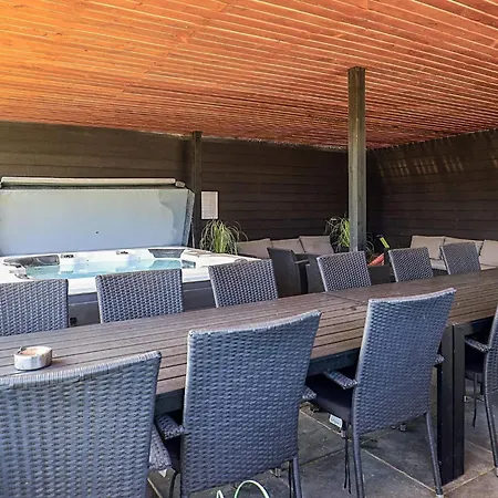 Feriehus 14 Person In Vaeggerlose-by Traum *